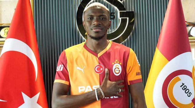 Victor Osimhen İçin Ayrılık Sinyali: Yeni Adresini Hocası Duyurdu
