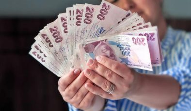 AK Parti’nin Seçim Kozu Belli Oldu: Emekliye Zam Hamlesi
