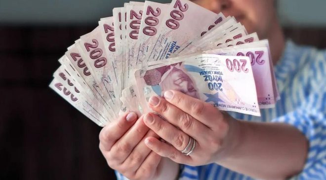 AK Parti’nin Seçim Kozu Belli Oldu: Emekliye Zam Hamlesi
