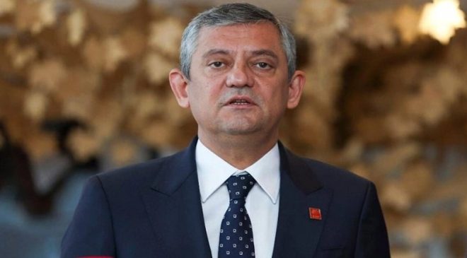 Özgür Özel’e Sürpriz Davet: Siyasi Kulisleri Hareketlendiren Teklif