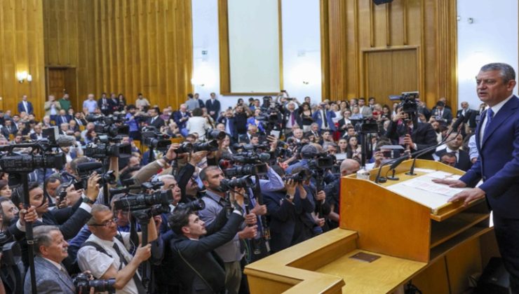 Özgür Özel’den Siyasi Hamle Mi Geliyor? Kritik Tarih İddiası